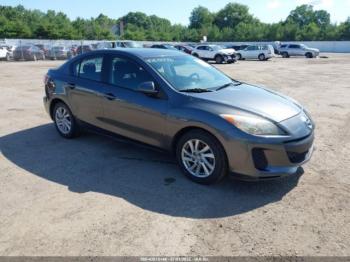  Salvage Mazda Mazda3