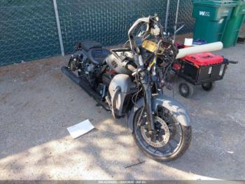  Salvage Harley-Davidson Flhxse