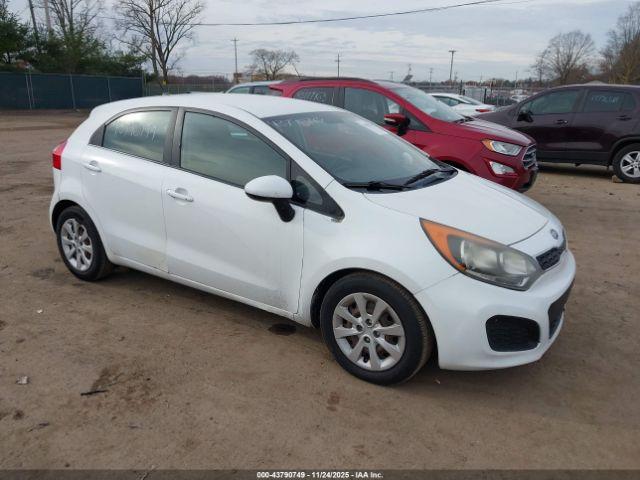  Salvage Kia Rio