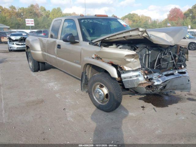 Salvage Chevrolet Silverado 3500