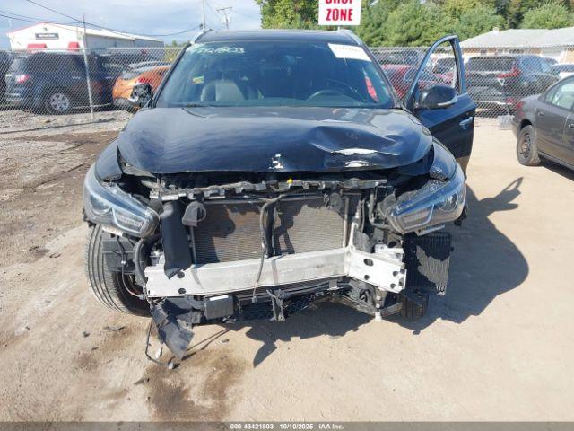 INFINITI Qx Luxe Awd Image 3