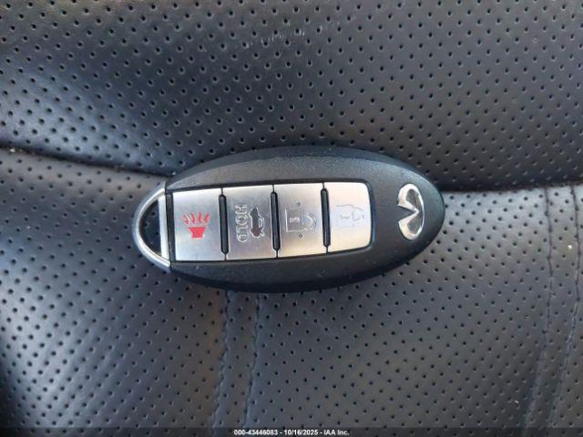 INFINITI Q70L 3.7 Luxe Image 12