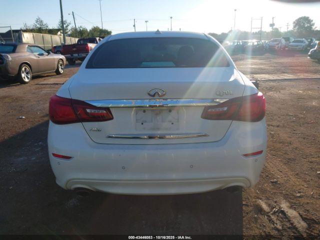 INFINITI Q70L 3.7 Luxe Image 10