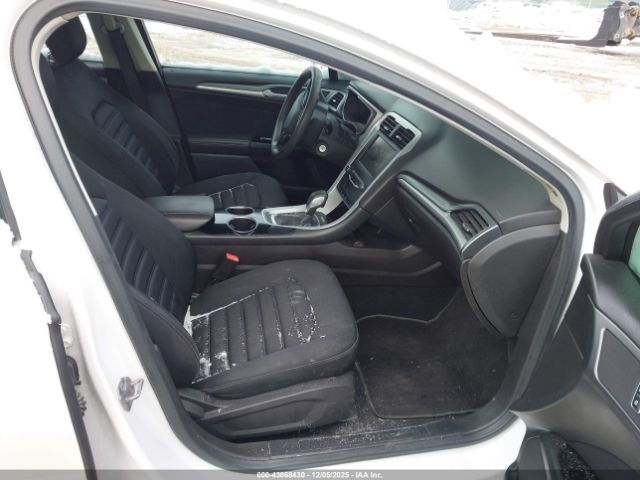 Ford Fusion Se Image 4