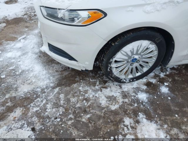 Ford Fusion Se Image 6