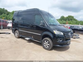  Salvage Mercedes-Benz Sprinter 2500