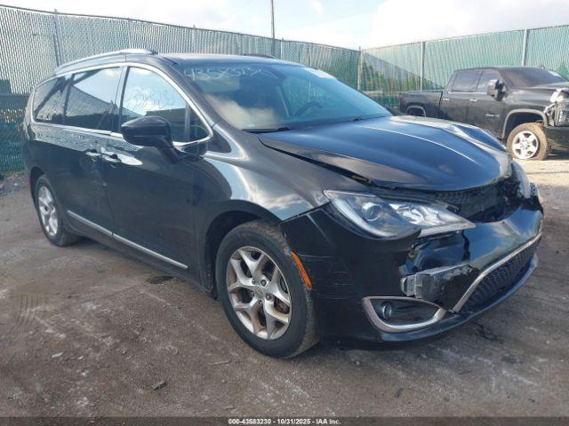  Salvage Chrysler Pacifica