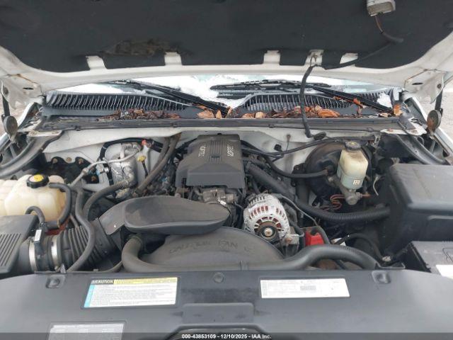 Chevrolet Silverado 1500 Image 9