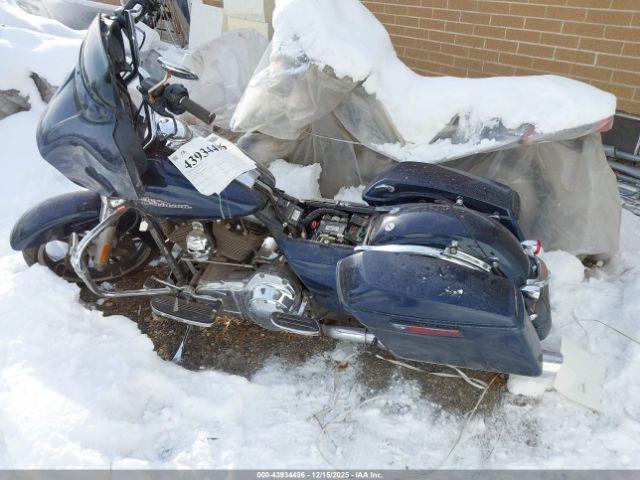 Harley-Davidson Flhx Street Glide Image 12