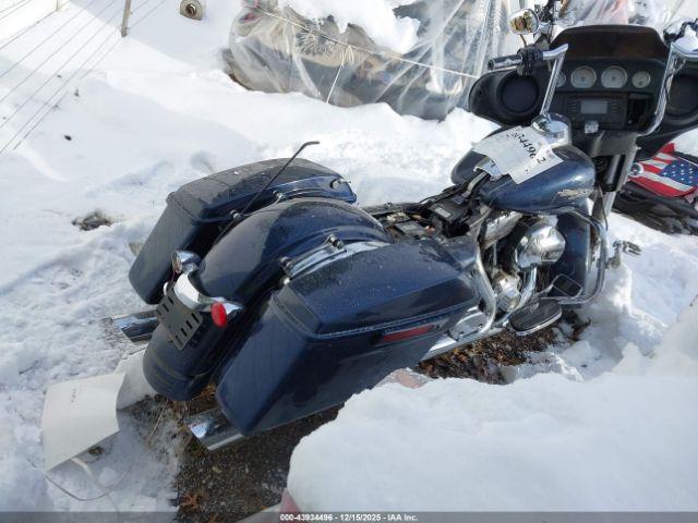 Harley-Davidson Flhx Street Glide Image 11