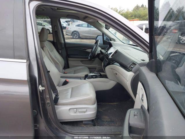 Honda Pilot Touring Image 8