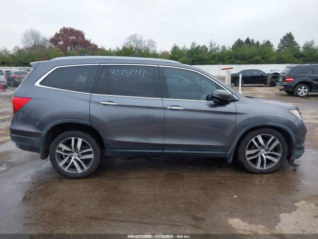 Honda Pilot Touring Image 6