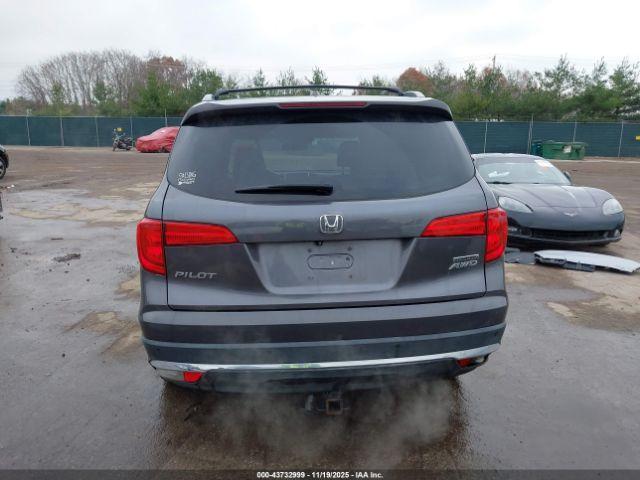 Honda Pilot Touring Image 12