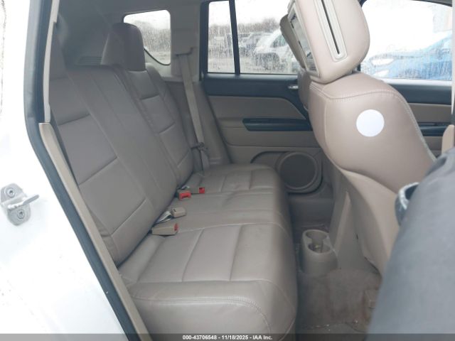 Jeep Compass Latitude Image 11