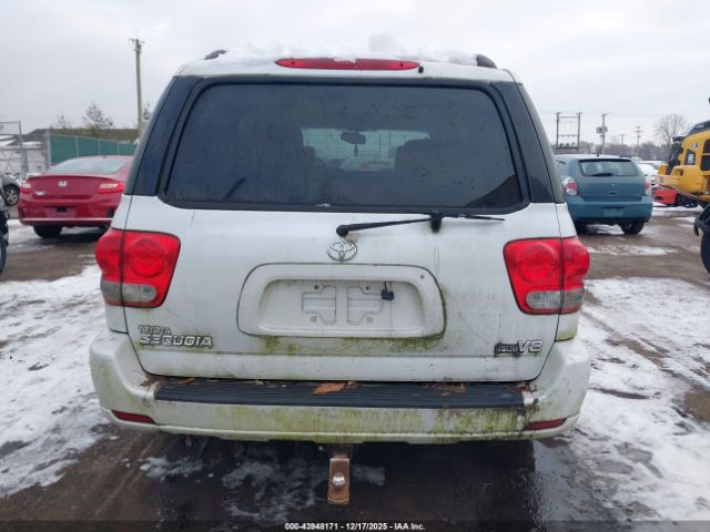 Toyota Sequoia Limited V8 Image 2