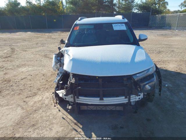 Chevrolet Trailblazer Fwd Lt Image 10