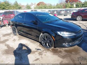  Salvage Chrysler 200