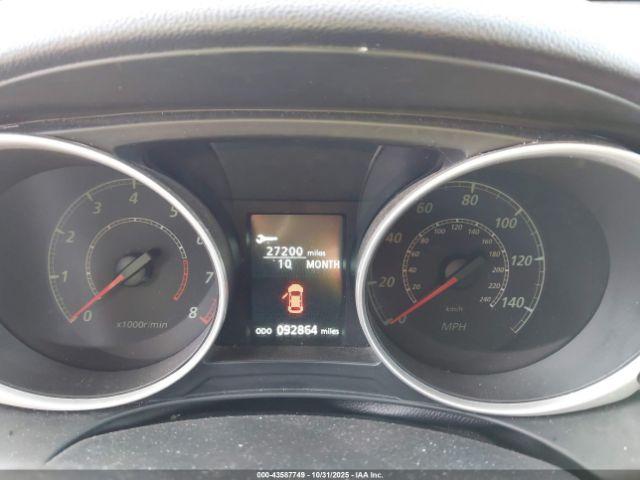 Mitsubishi Outlander Es Image 16