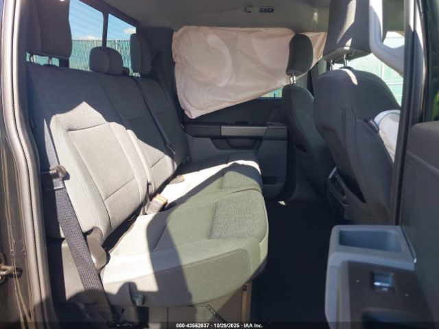 Ford F-150 Xlt Image 13