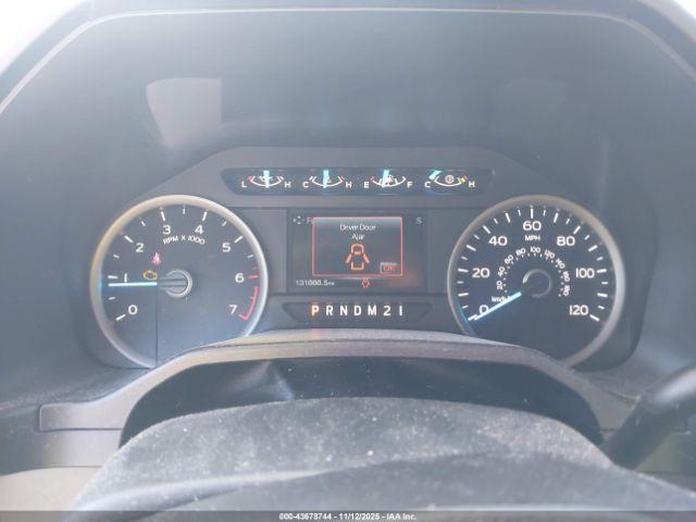 Ford F-150 Xlt Image 16