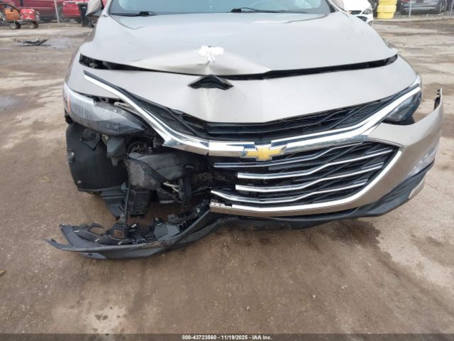 Chevrolet Malibu Fwd Lt Image 10