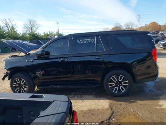 GMC Yukon 4wd At4 Image 9