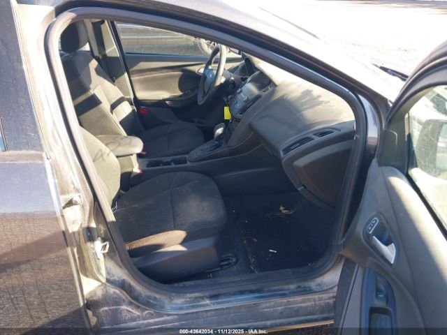 Ford Focus Se Image 8