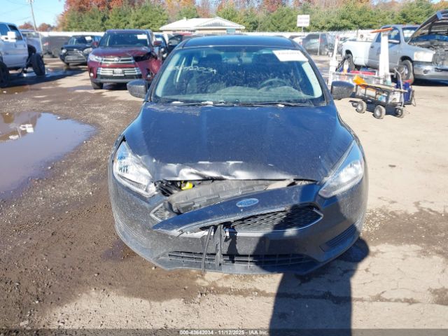 Ford Focus Se Image 6