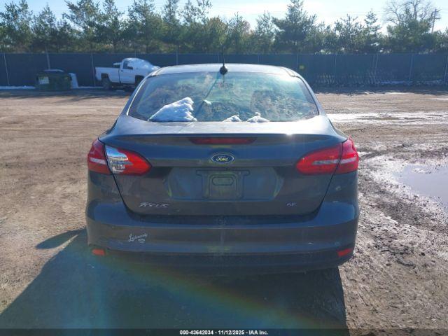 Ford Focus Se Image 7