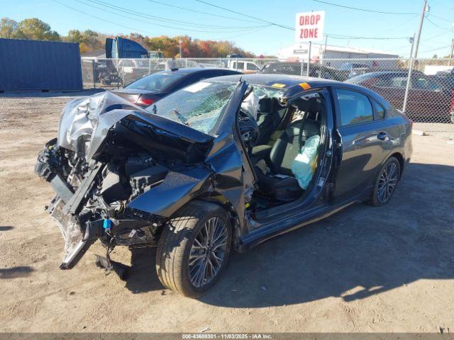 Kia Forte Gt-line Image 14