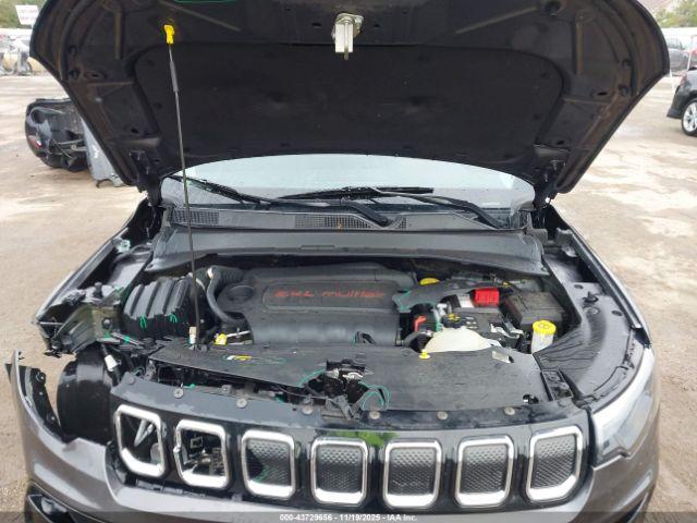 Jeep Compass Limited 4x4 Image 14