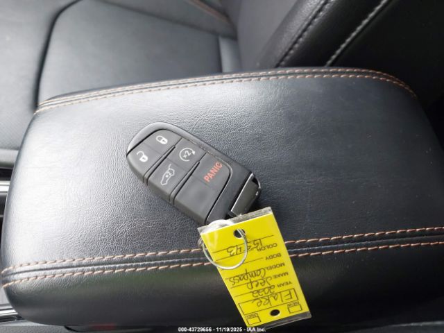 Jeep Compass Limited 4x4 Image 8