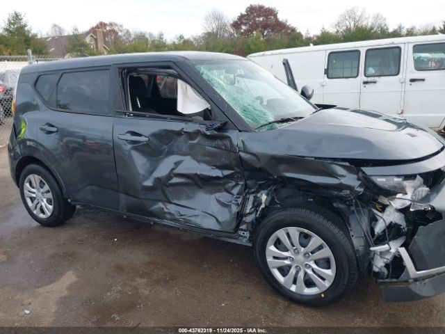 Kia Soul Lx Image 10