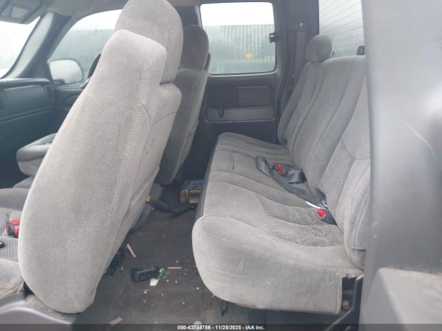 Chevrolet Silverado 1500 Ls Image 2