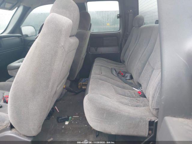 Chevrolet Silverado 1500 Ls Image 2