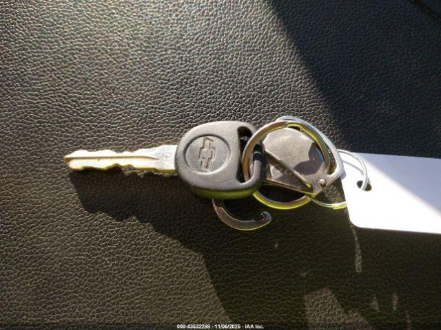 Chevrolet Silverado 1500 Lt Image 5