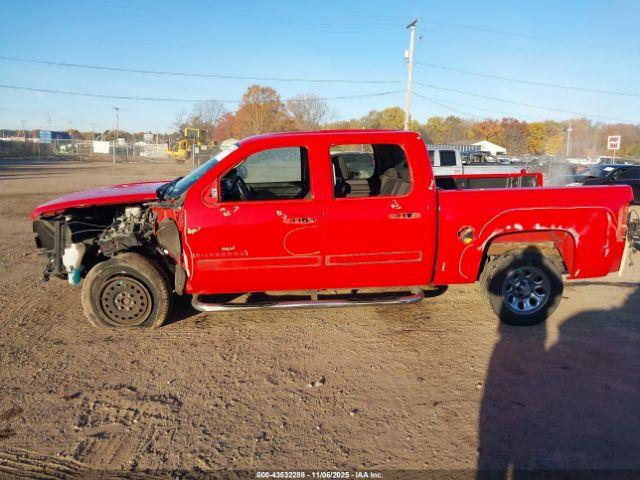 Chevrolet Silverado 1500 Lt Image 9