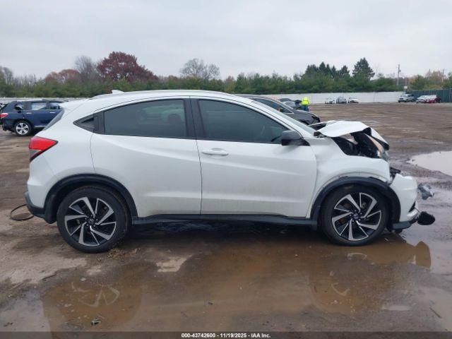 Honda HR-V Sport Image 16