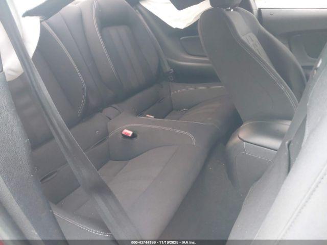 Ford Mustang Gt Image 6