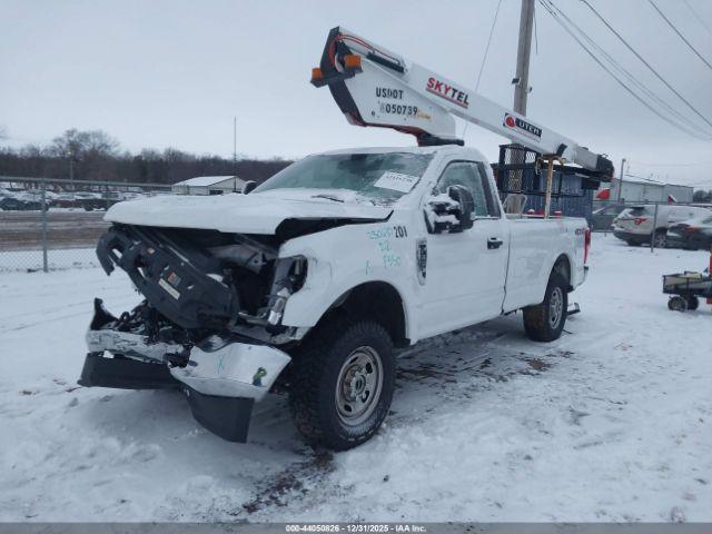  Salvage Ford F-350