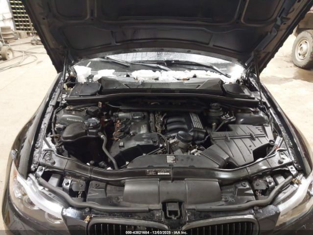 BMW 3 Series Xdrive Image 16