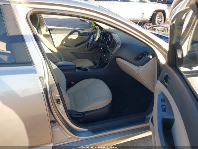 Kia Optima Lx Image 4