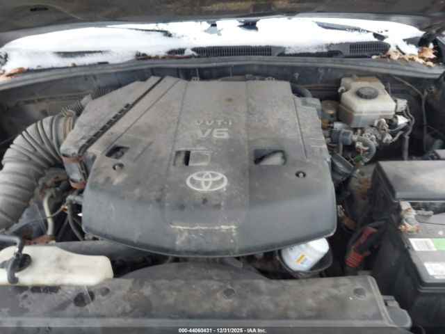 Toyota 4Runner Sr5 V6 Image 2