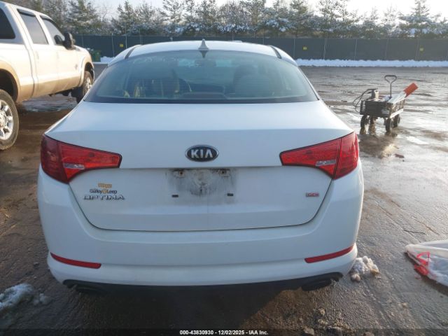 Kia Optima Lx Image 16
