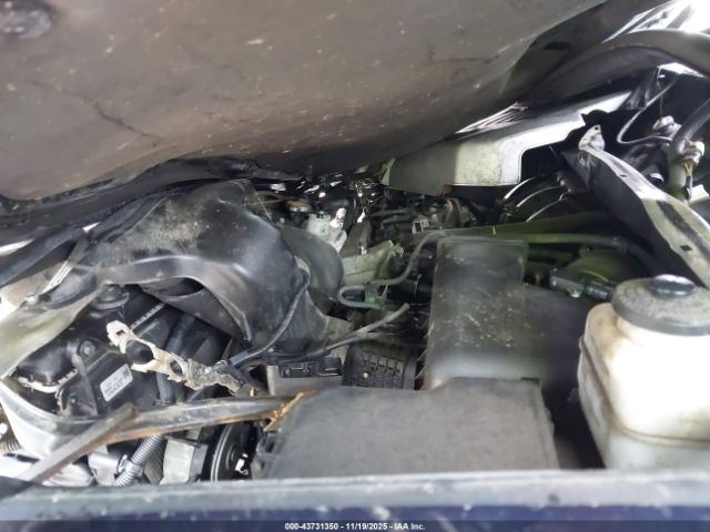 Toyota Highlander Limited V6 Image 10