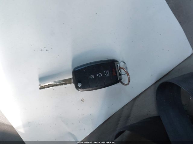 Kia Sorento 2.4l Lx Image 4