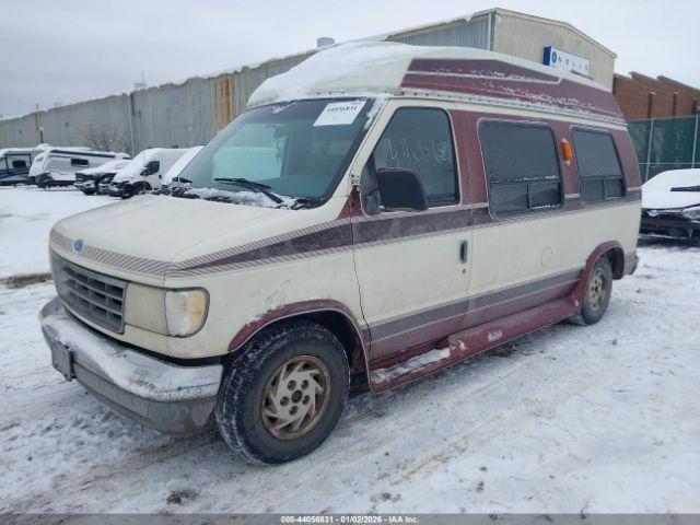 Ford Econoline E150 Van Image 7