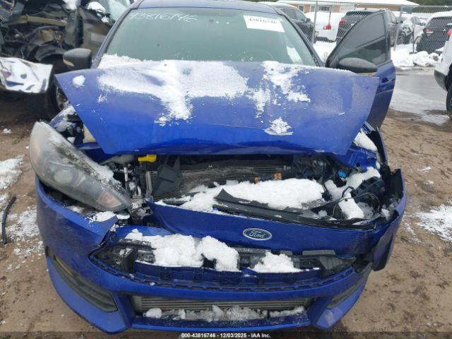 Ford Focus St Image 5