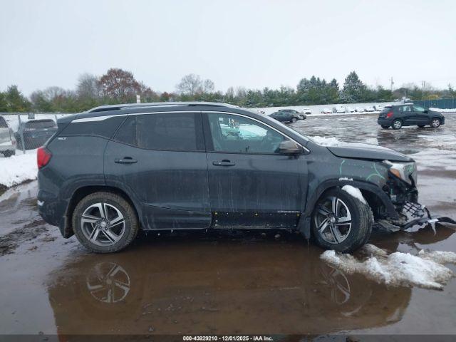 GMC Terrain Awd Slt Image 13