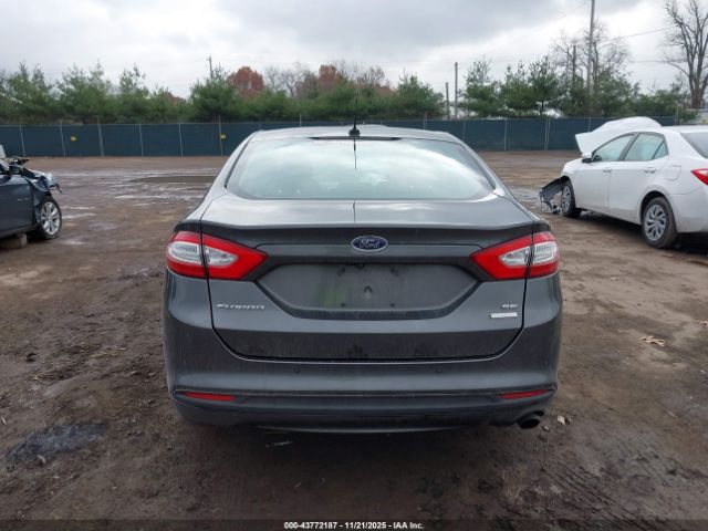 Ford Fusion Se Image 4